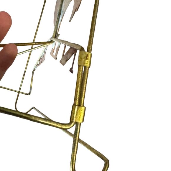 Newpaper Stand Holder Wire Rooster Chicken News Vintage MCM Brass Color - Picture 4 of 4